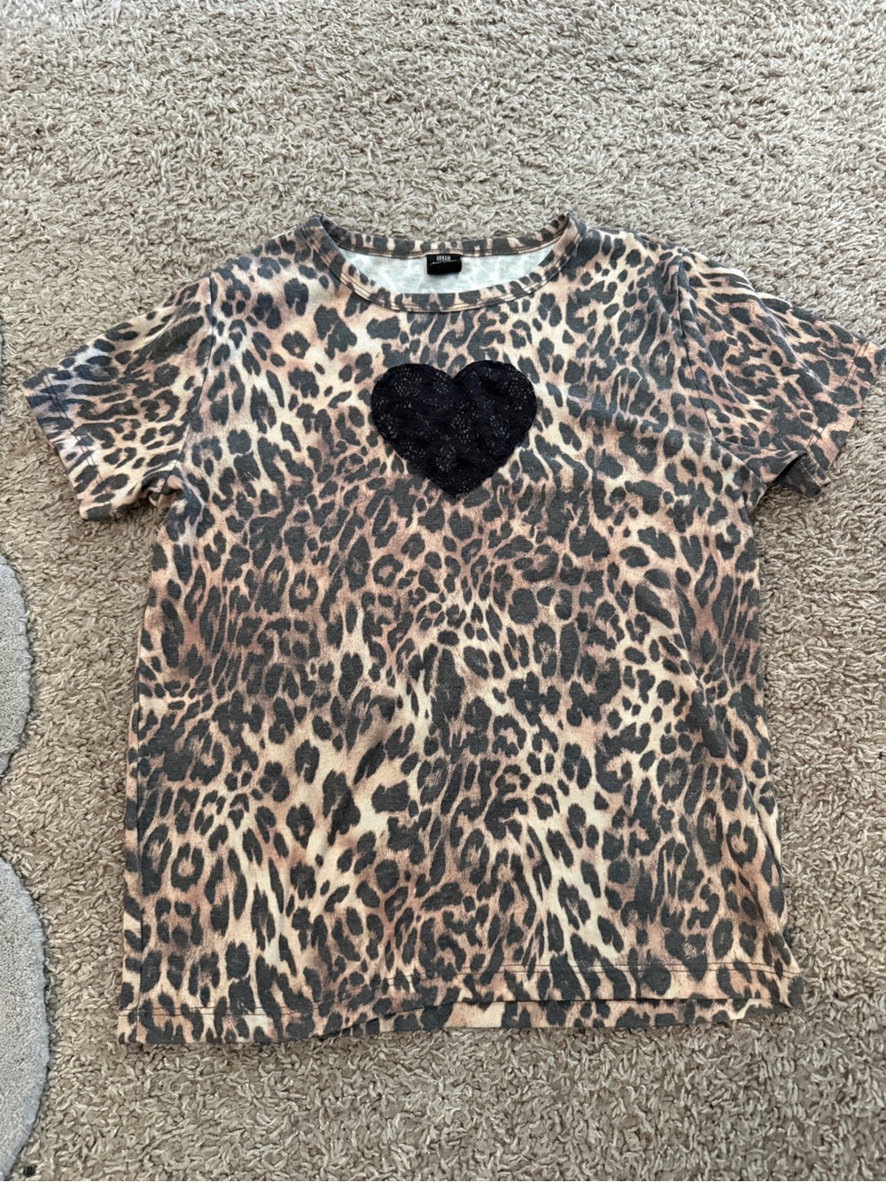 NWOT Urban Outfitters Leopard Heart Baby Tee